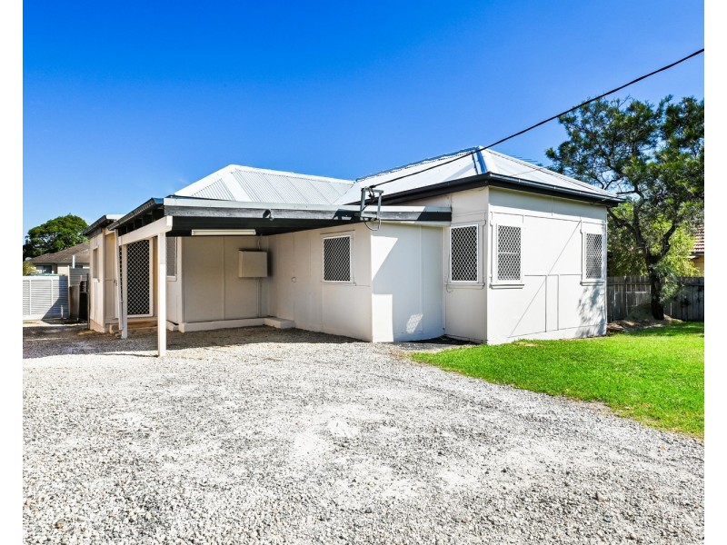 9 Gwandalan Road, Padstow NSW 2211