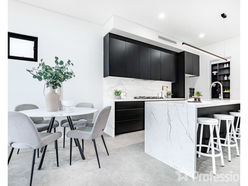 4 Ellesmere Street, Panania NSW 2213