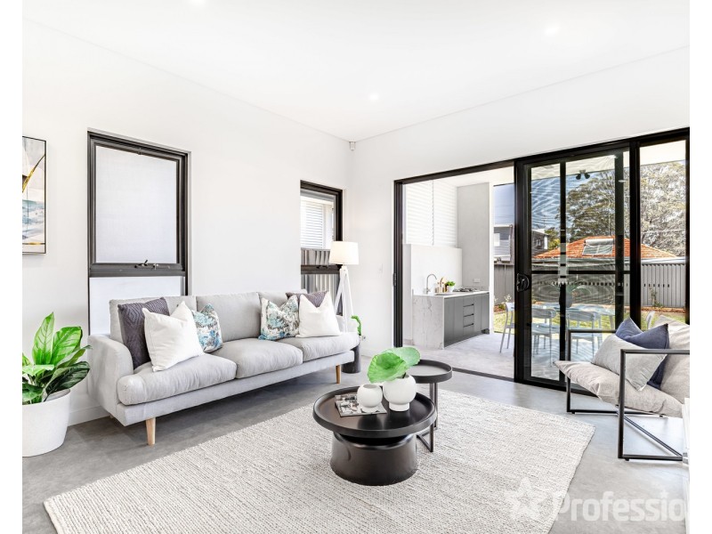 4 Ellesmere Street, Panania NSW 2213