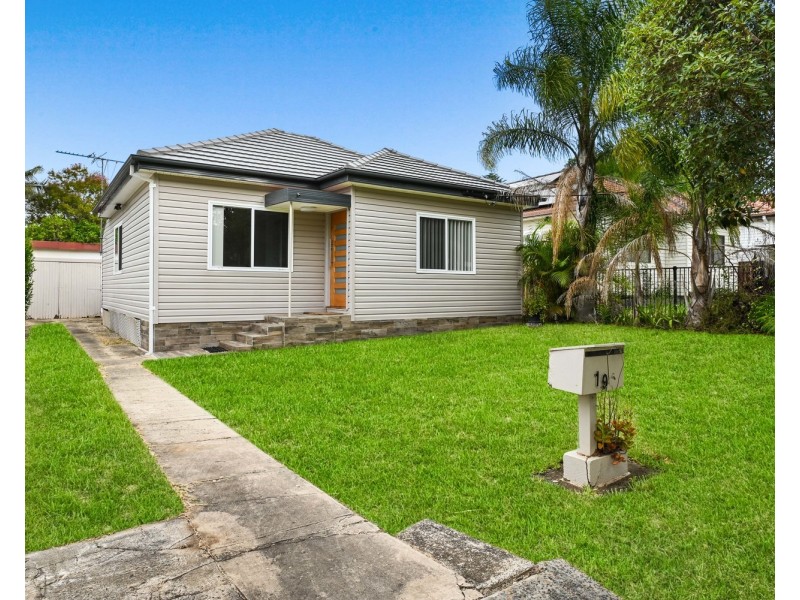 19 Cairo Avenue, Padstow NSW 2211