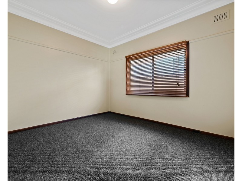 4 Snowsill Avenue, Revesby NSW 2212