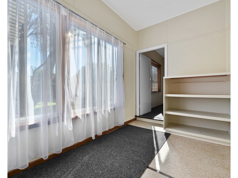 4 Snowsill Avenue, Revesby NSW 2212