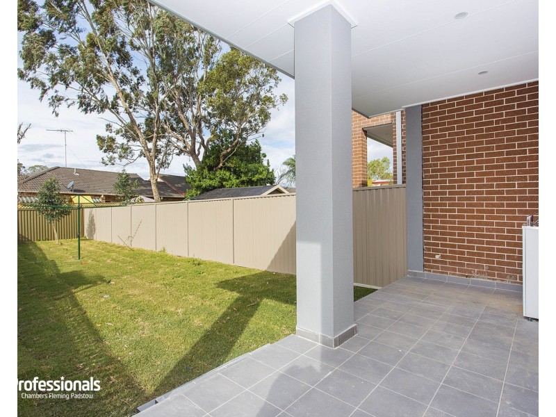 1A Hodgkinson Crescent, Panania NSW 2213
