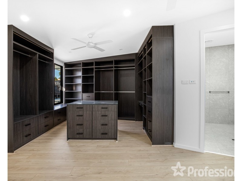 7 Samoa Street, Picnic Point NSW 2213