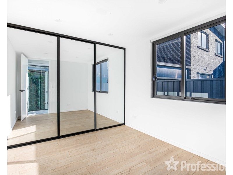 7 Samoa Street, Picnic Point NSW 2213
