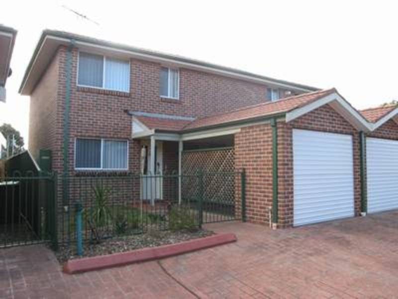 2A/2 Victoria Street, Revesby NSW 2212