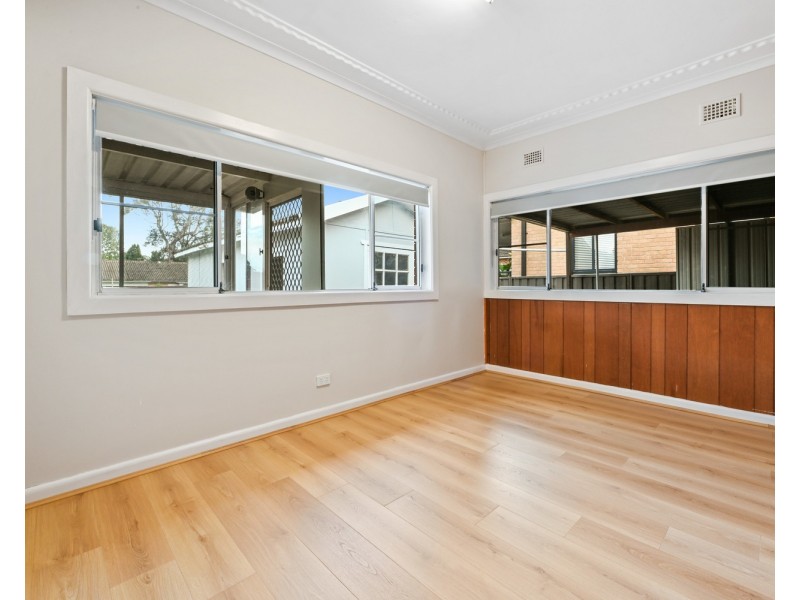 1 Bell Street, Panania NSW 2213