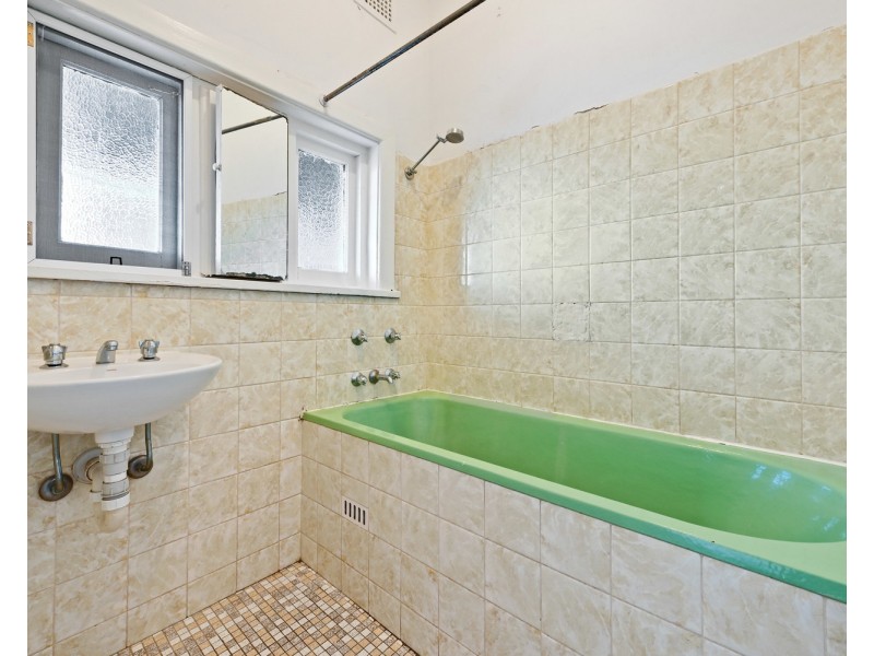 1/15 Faraday Road, Padstow NSW 2211