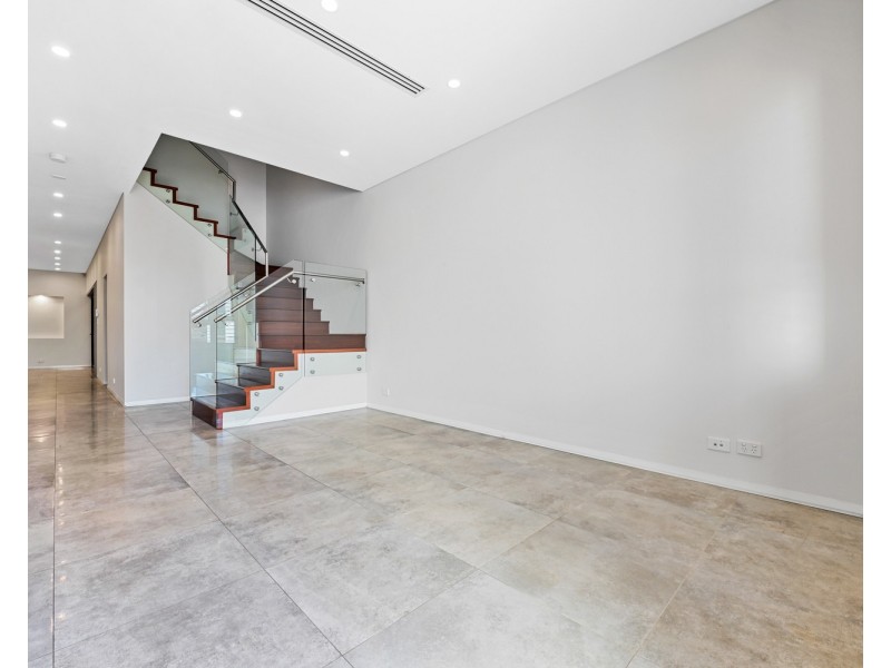 16 Pyramid Avenue, Padstow NSW 2211