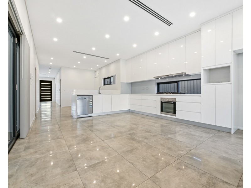 16 Pyramid Avenue, Padstow NSW 2211