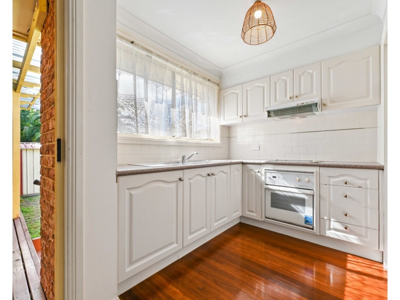 2/24 Rowland Street, Revesby NSW 2212