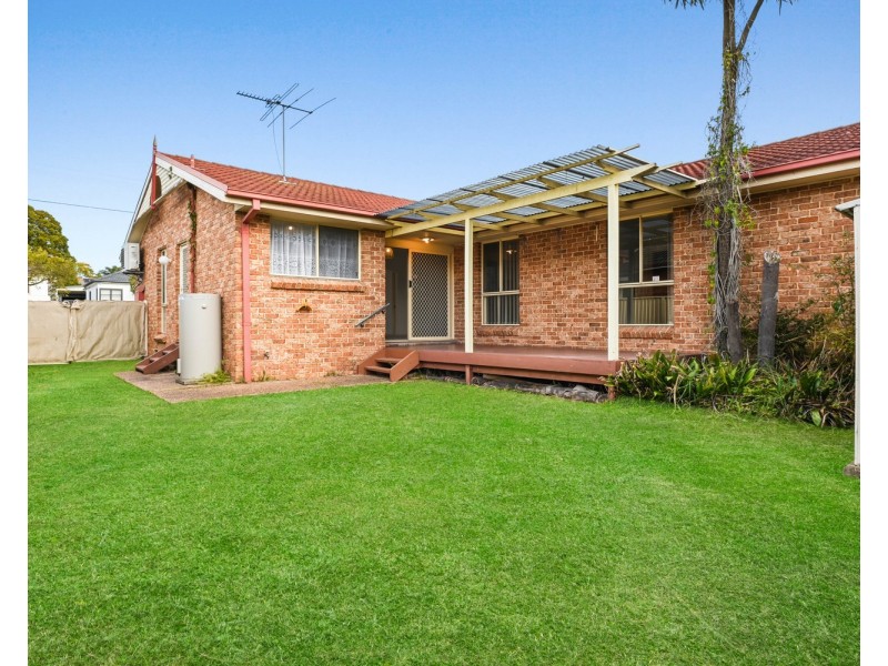 2/24 Rowland Street, Revesby NSW 2212