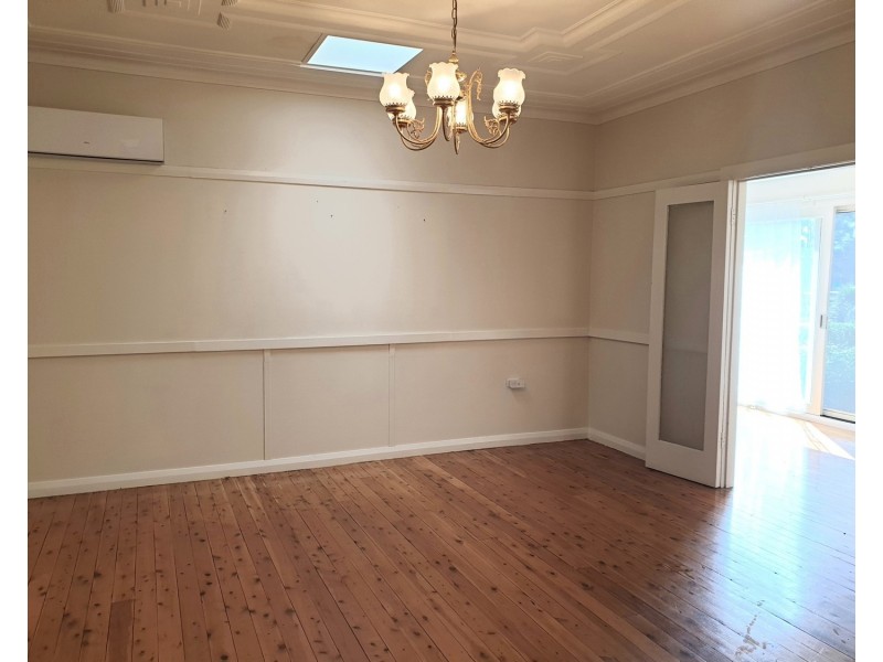 637A Henry Lawson Drive, East Hills NSW 2213