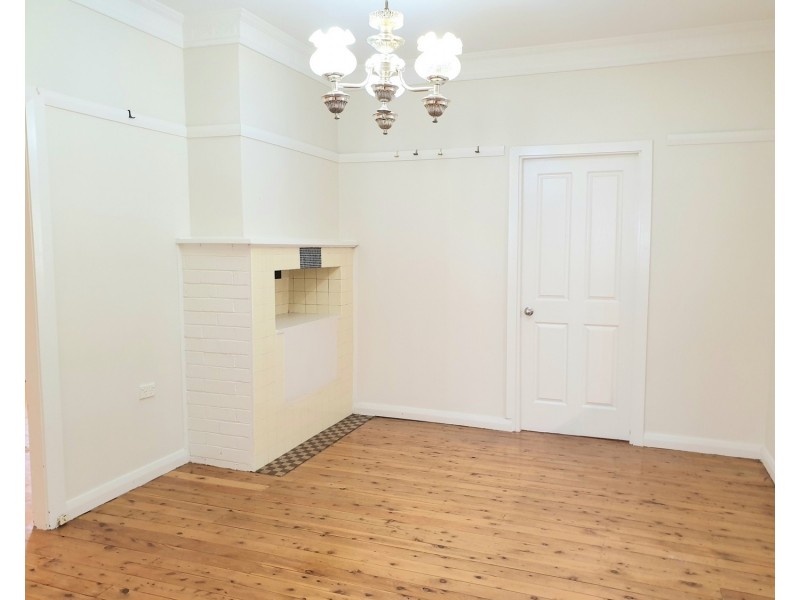 637A Henry Lawson Drive, East Hills NSW 2213