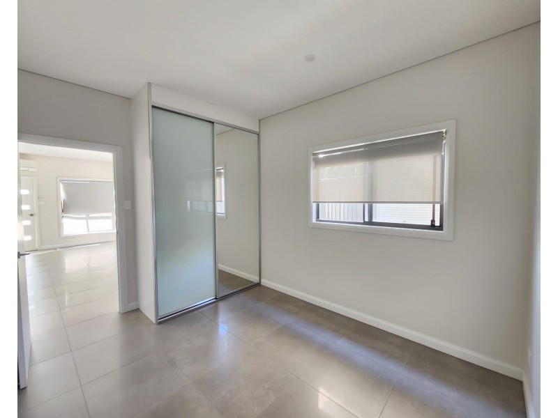 2a Rodgers Avenue, Panania NSW 2213