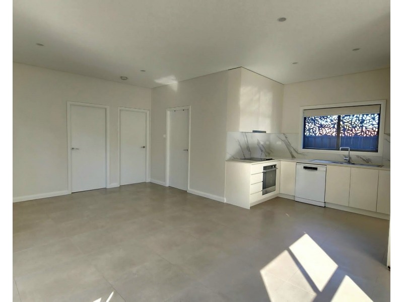 2a Rodgers Avenue, Panania NSW 2213