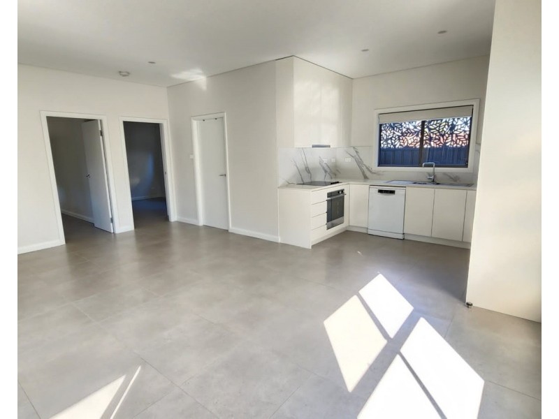 2a Rodgers Avenue, Panania NSW 2213