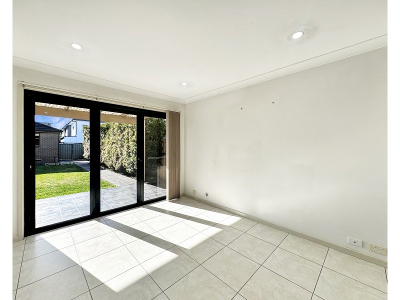 132 Arab Road, Padstow NSW 2211