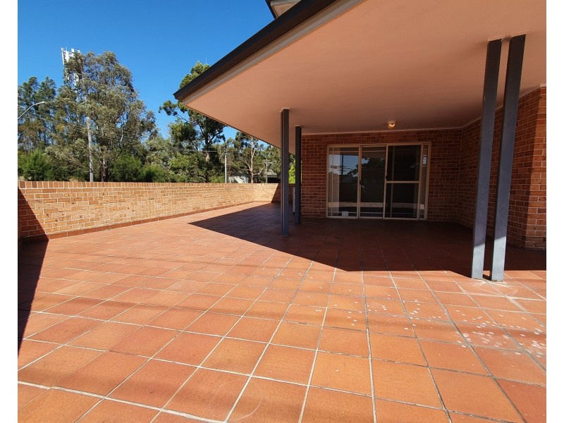 9/49 Maclaurin Avenue, East Hills NSW 2213