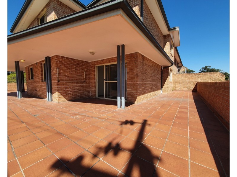 9/49 Maclaurin Avenue, East Hills NSW 2213