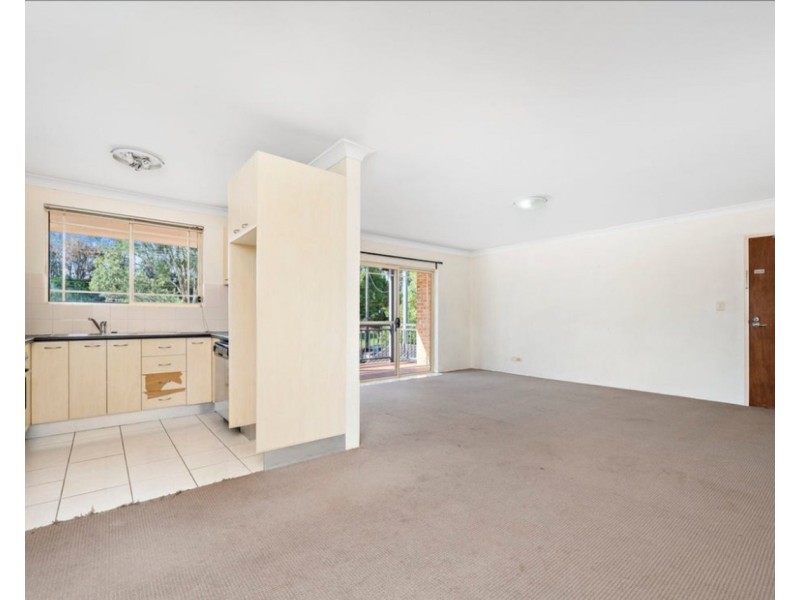 6/49 Maclaurin Avenue, East Hills NSW 2213