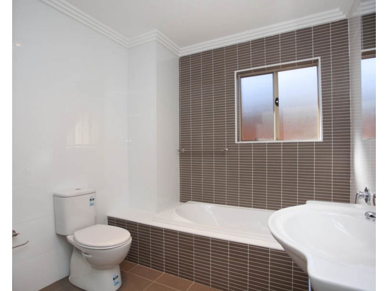 4a Truscott Avenue, Panania NSW 2213