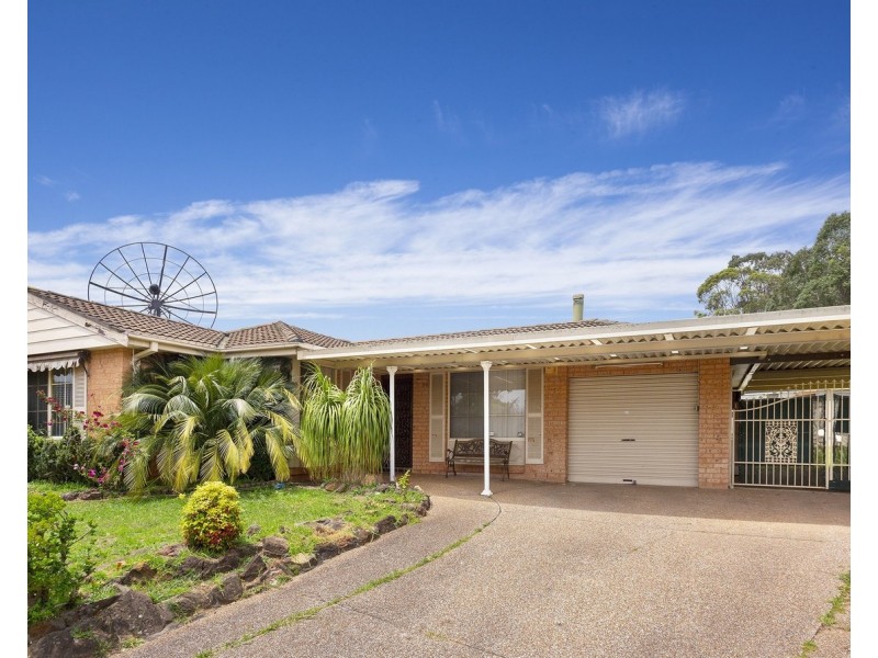 5 Peerless Close, Ingleburn NSW 2565