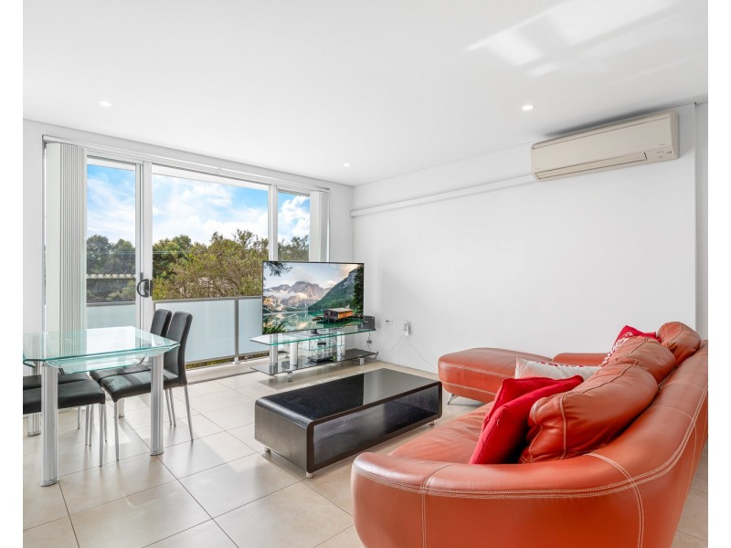 22/13 Peake Parade, Peakhurst NSW 2210