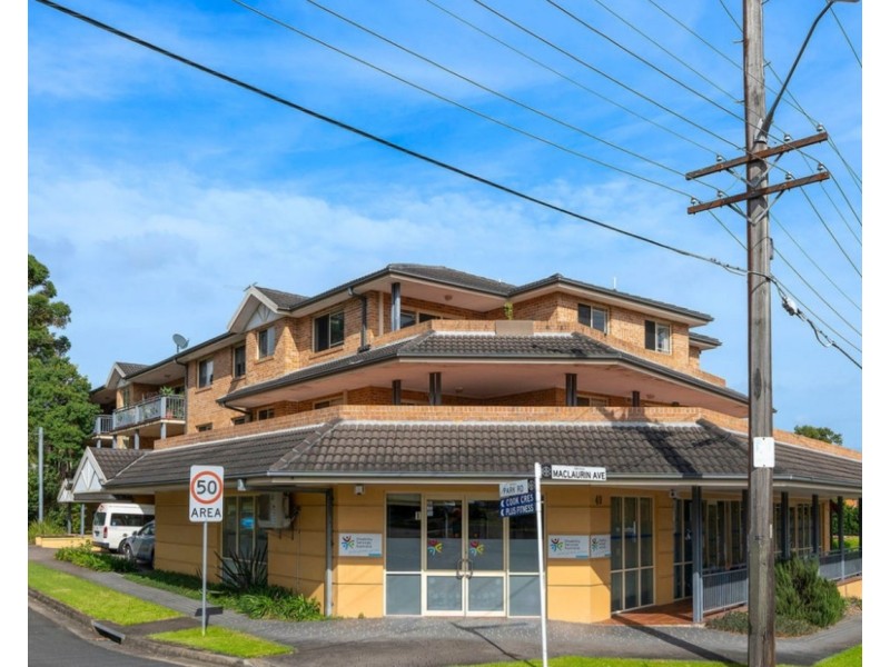 2/49 Maclaurin Avenue, East Hills NSW 2213