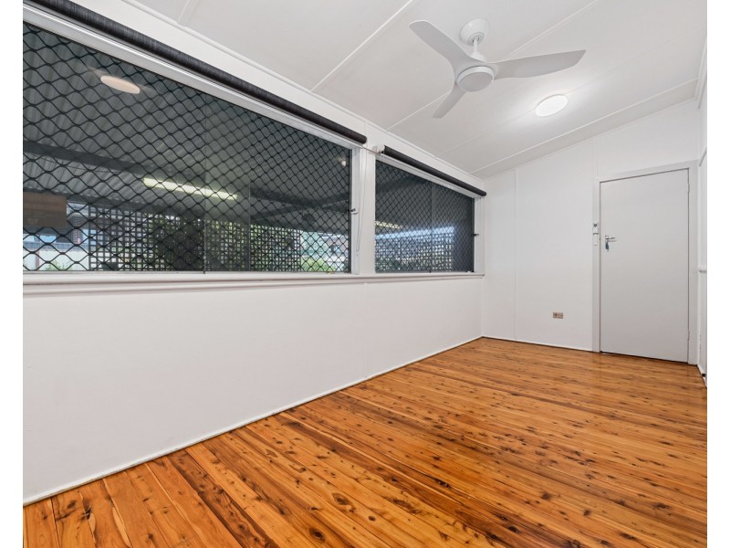 33 Horsley Rd, Revesby NSW 2212
