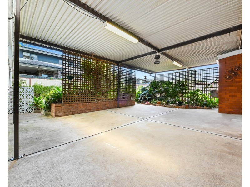 33 Horsley Rd, Revesby NSW 2212