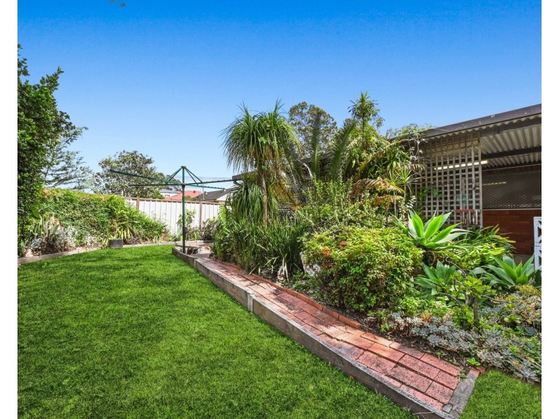 33 Horsley Rd, Revesby NSW 2212