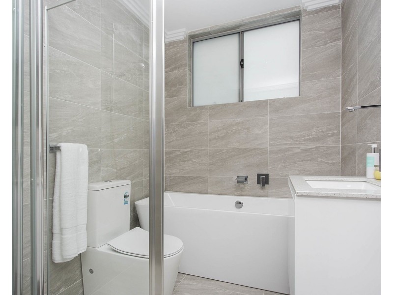 1A Kingston Avenue, Panania NSW 2213