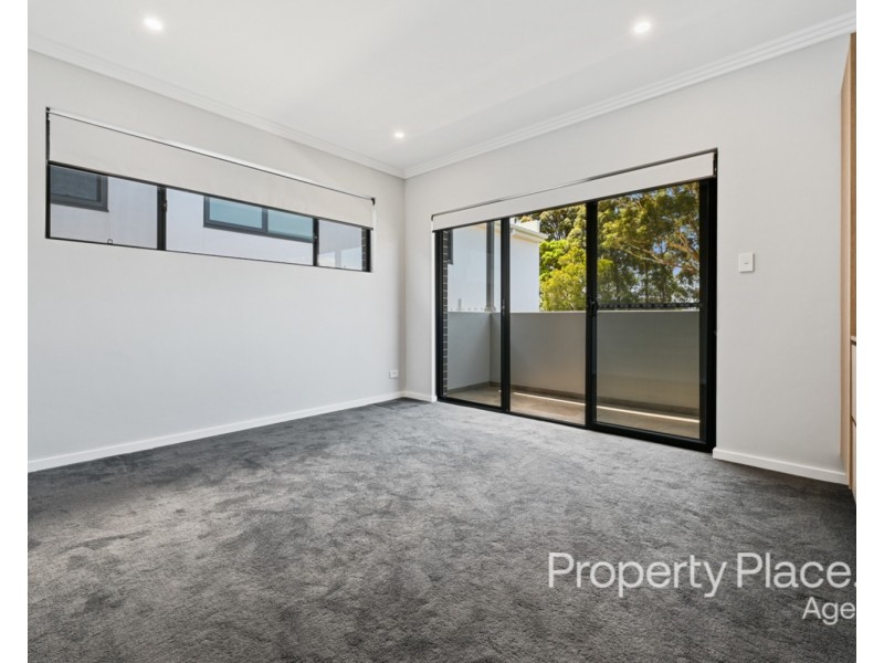 21 Thomas Street, Picnic Point NSW 2213