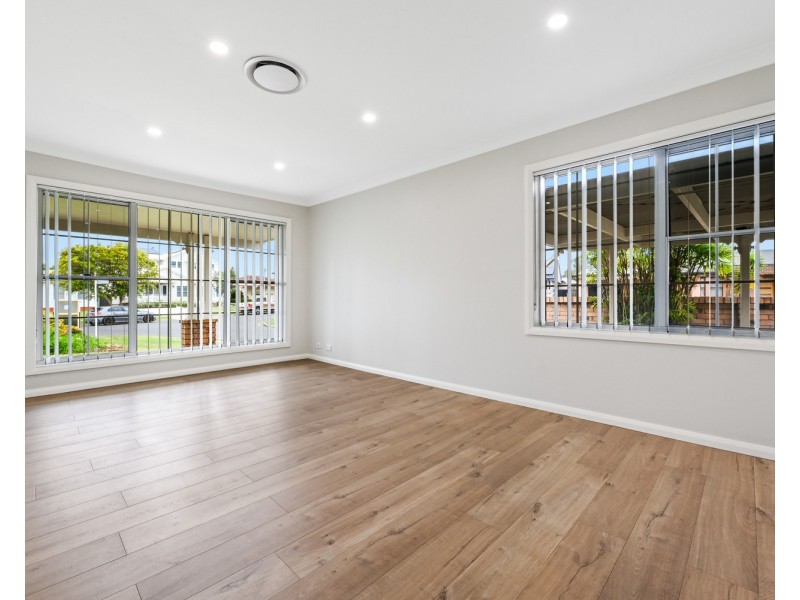 7 Armentieres Avenue, Milperra NSW 2214