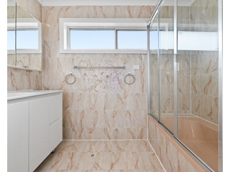 7 Armentieres Avenue, Milperra NSW 2214