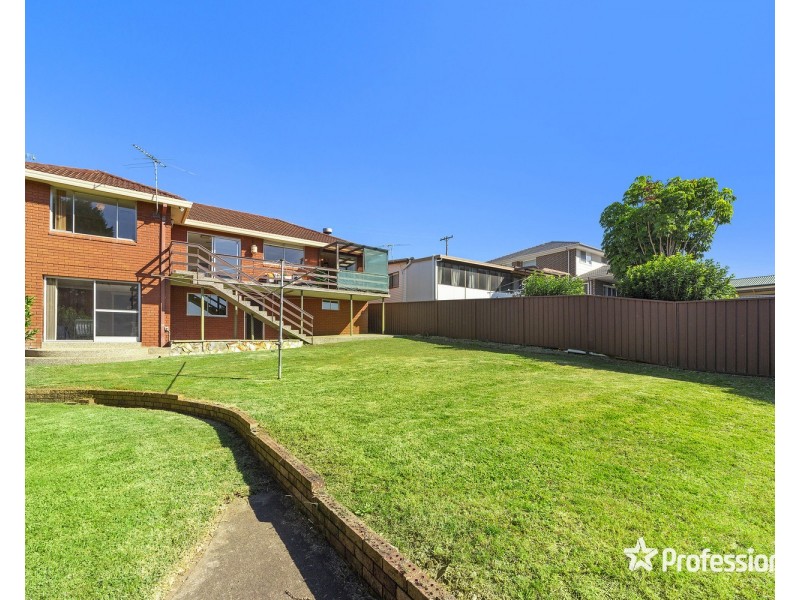 6 Clancy St, Padstow Heights NSW 2211