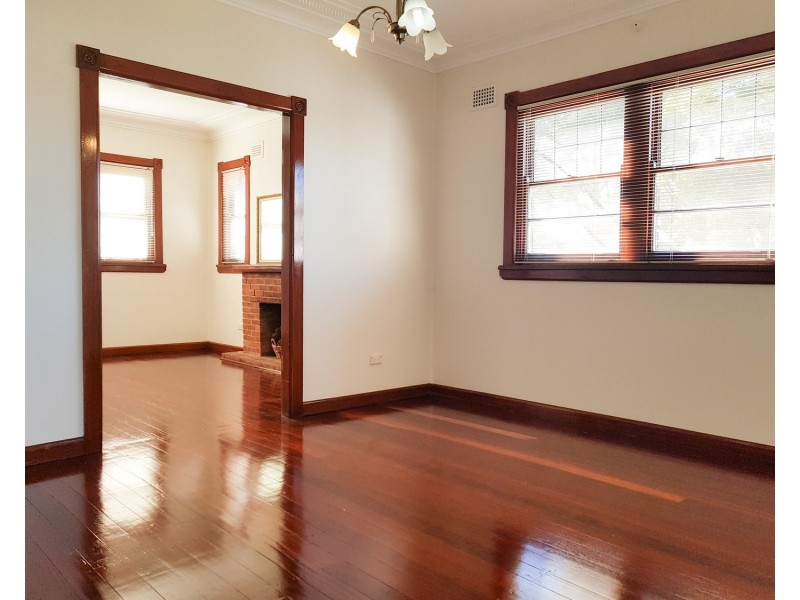 25 Gardinia St, Beverly Hills NSW 2209