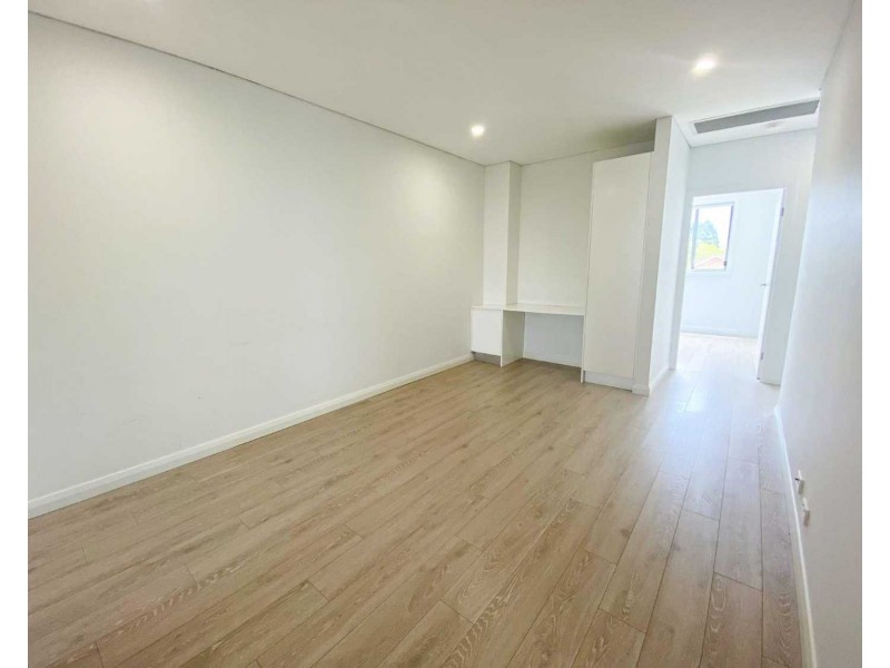 5a Spring Street, Padstow NSW 2211