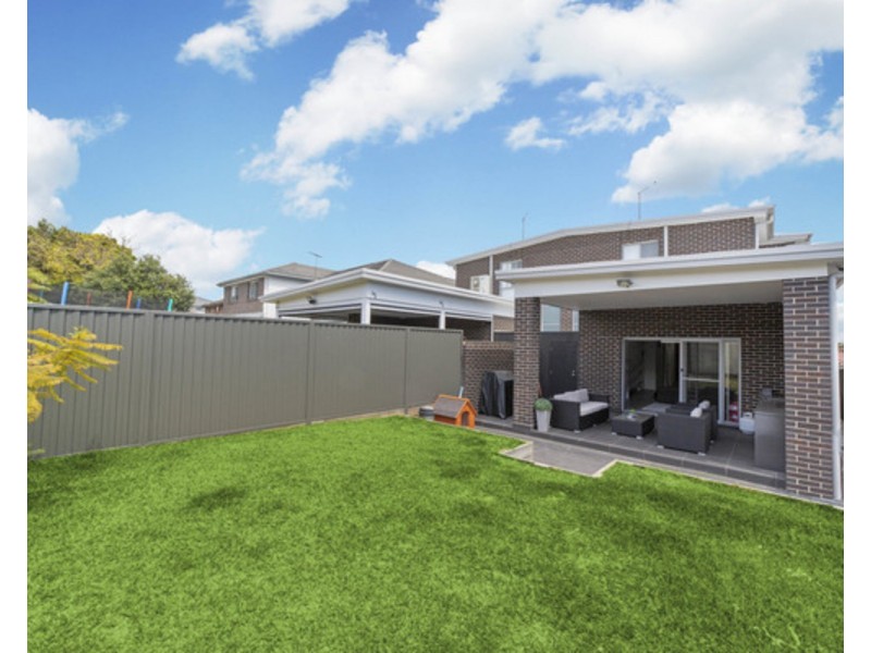 38 Sandakan Road, Revesby Heights NSW 2212