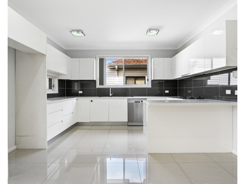 11A  Atkinson Avenue, Padstow NSW 2211