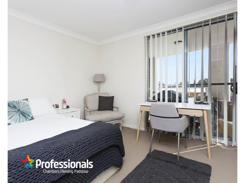 12/96-98 Nuwarra Road, Moorebank NSW 2170