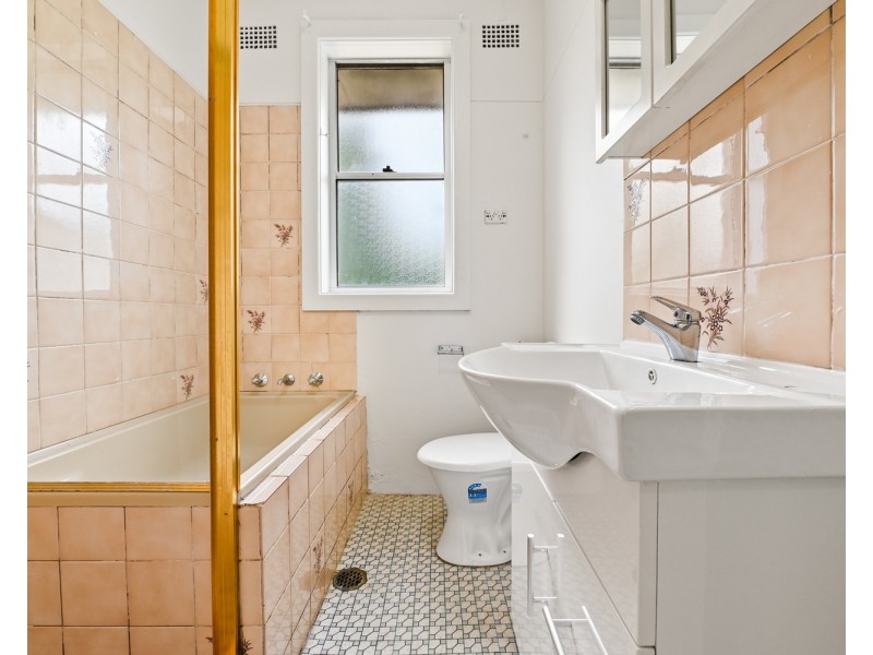 19 Munmurra Road, Riverwood NSW 2210