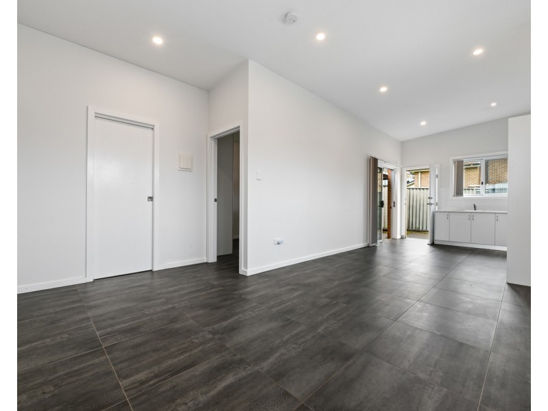 21a Montgomery Avenue, Revesby NSW 2212