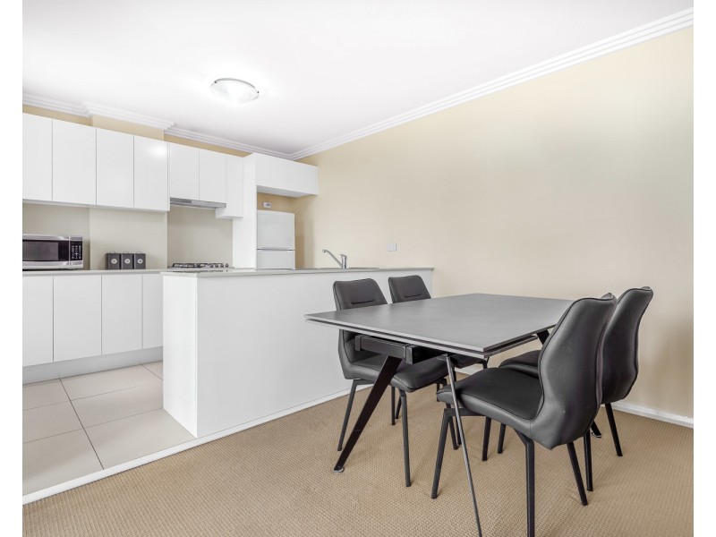 18/96 Nuwarra Road, Moorebank NSW 2170