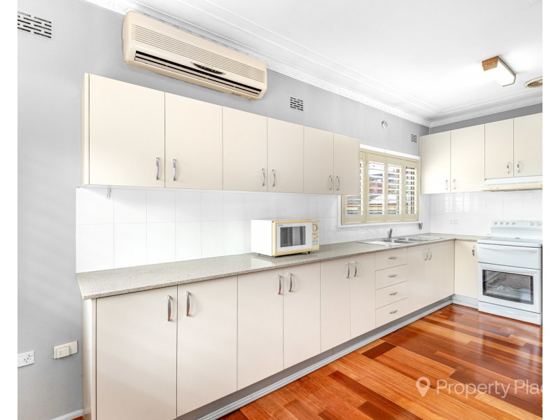 1 Drake Street, Panania NSW 2213