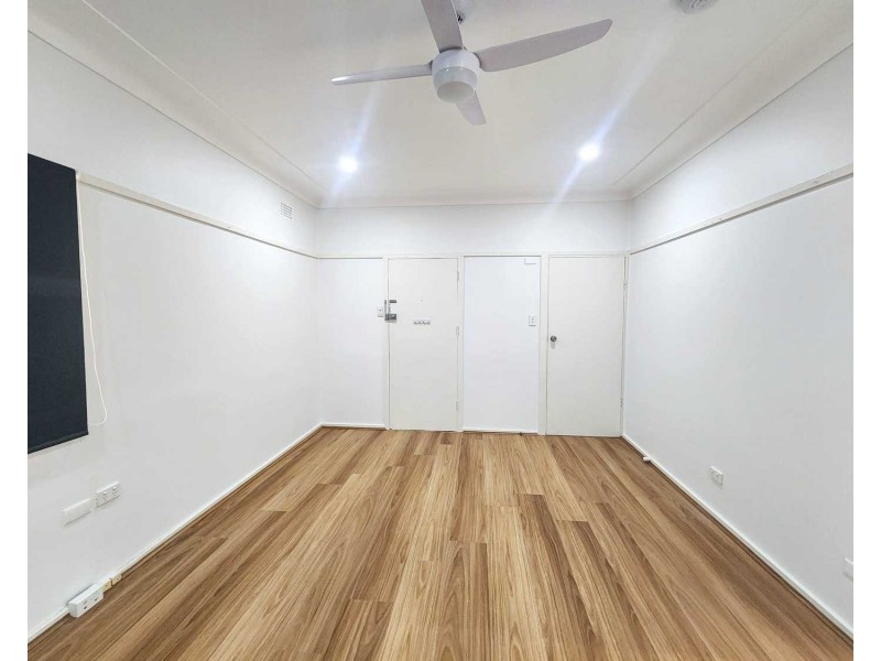 15a Uranus Road, Padstow NSW 2211