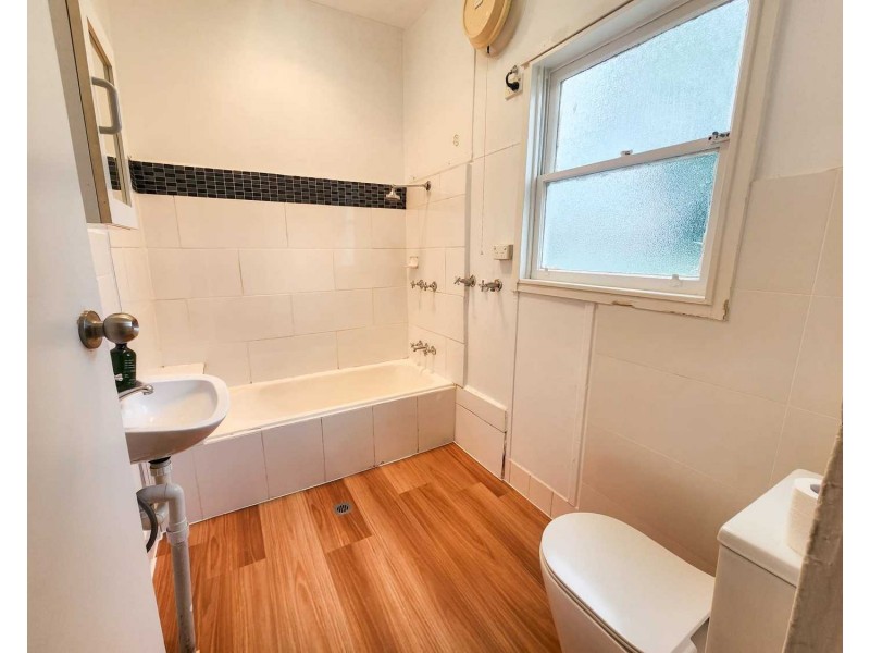 15a Uranus Road, Padstow NSW 2211