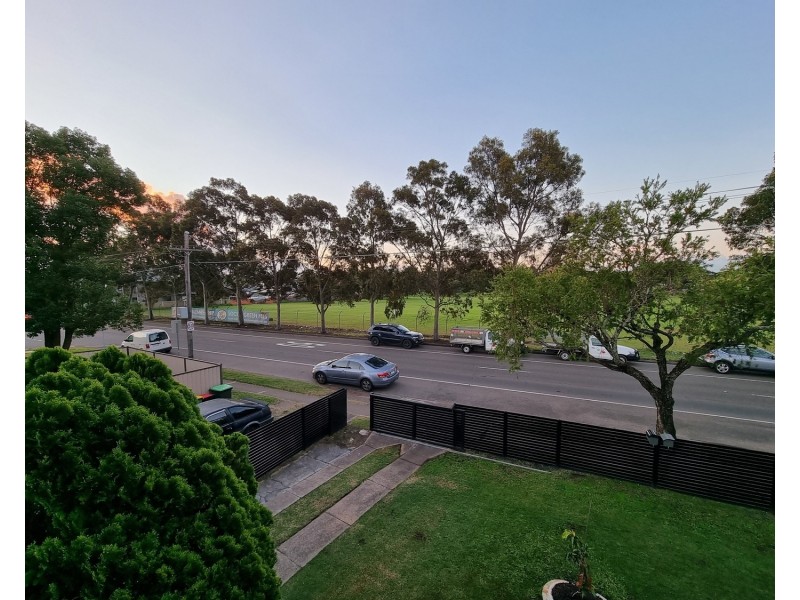 2/32 Bullecourt Avenue, Milperra NSW 2214