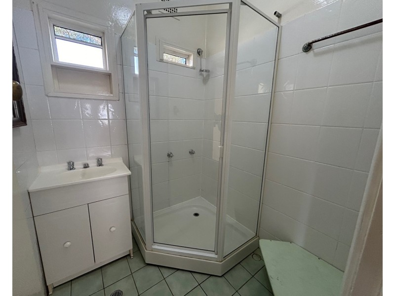 8 Harcourt Avenue, East Hills NSW 2213